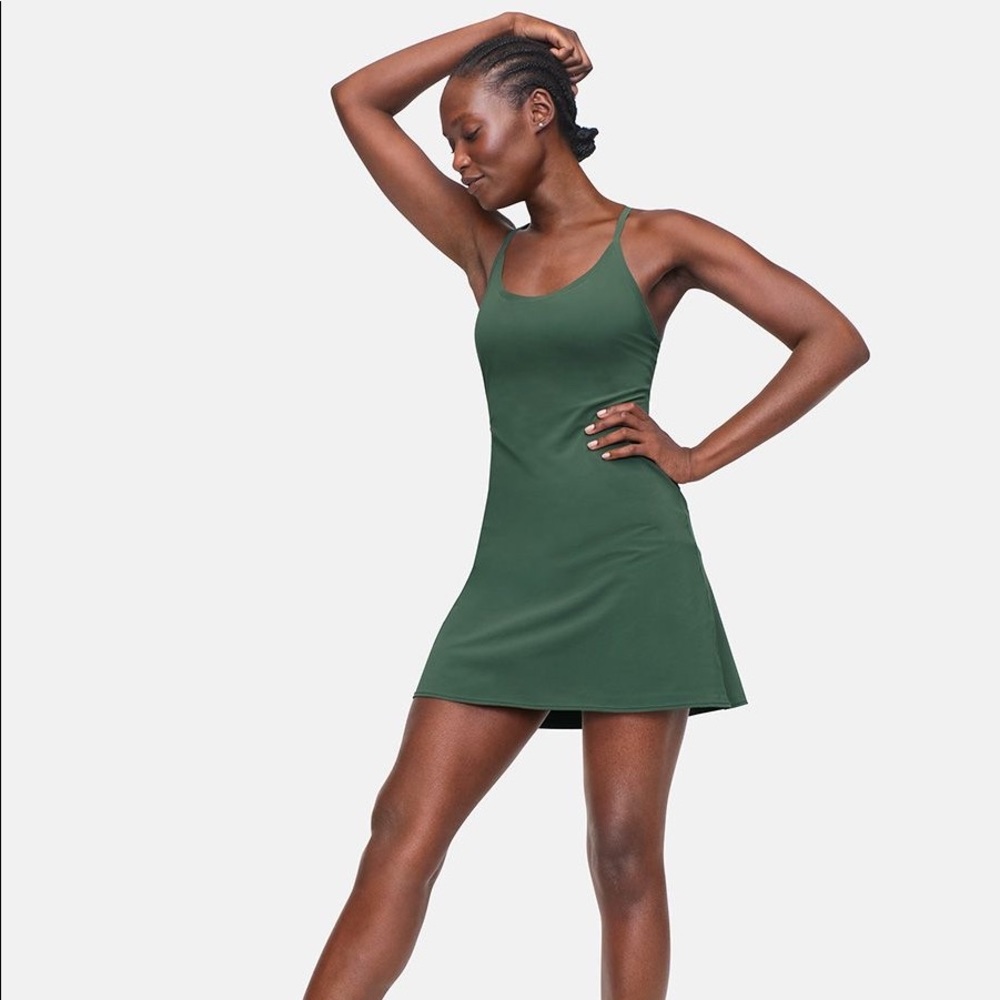 Outdoor Voices The Exercise Dress in Evergreen
